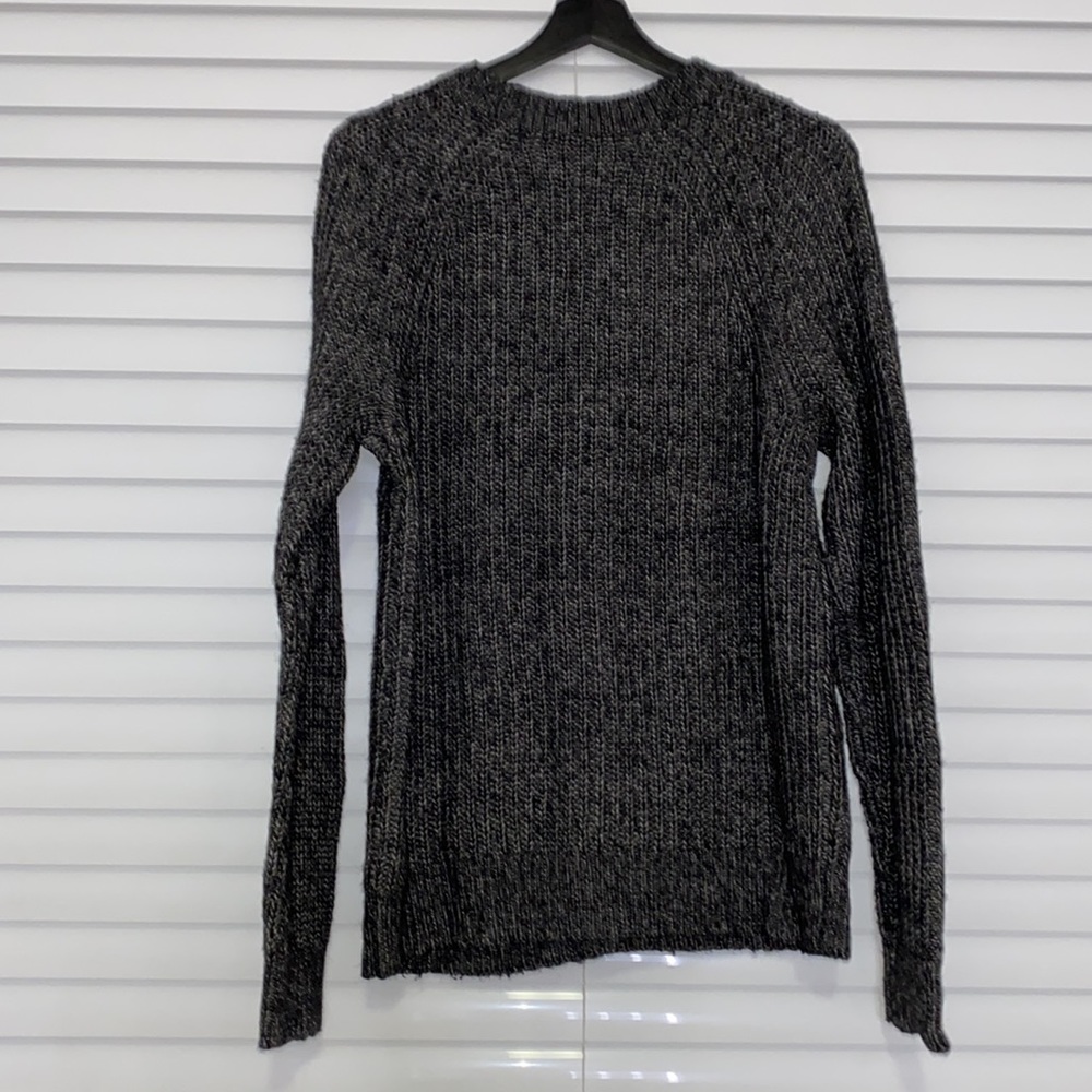 Express Sweater - Picture 2 of 3